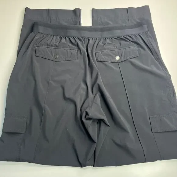 Athleta Women's Cargo Pull-on Black Athletic Pants Straight Let Casual Size 16 - Picture 9 of 9